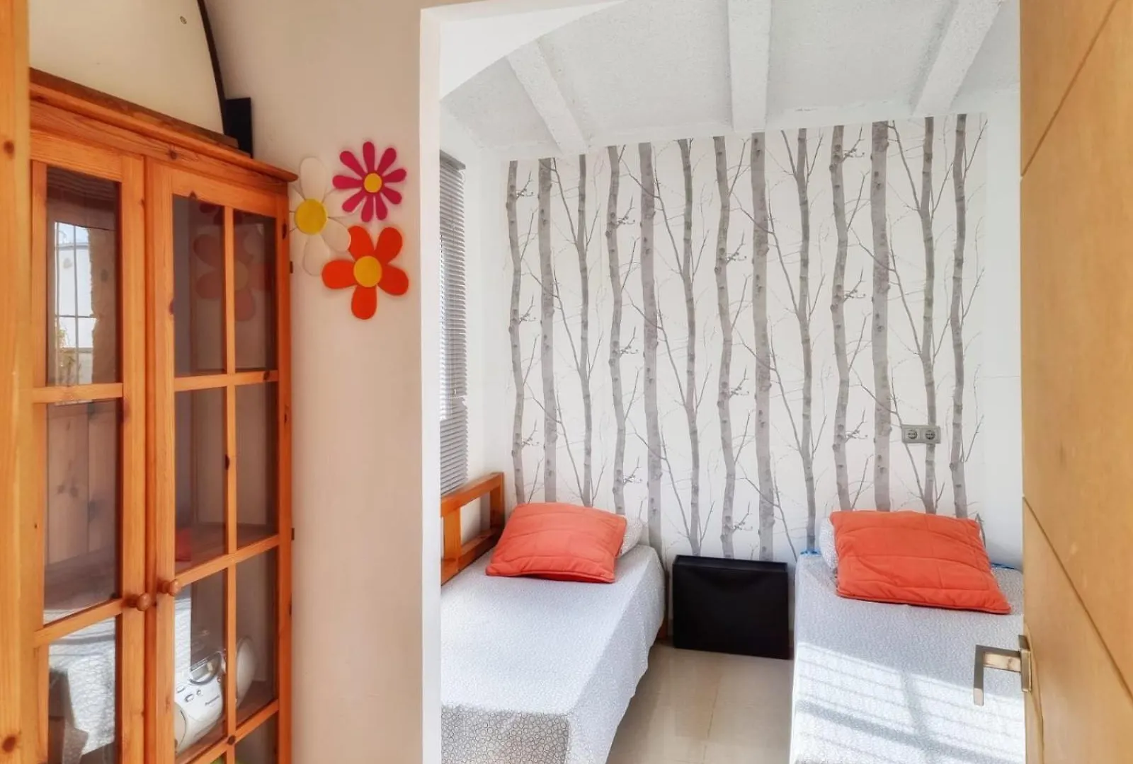 Urgel Villa Roses Spain