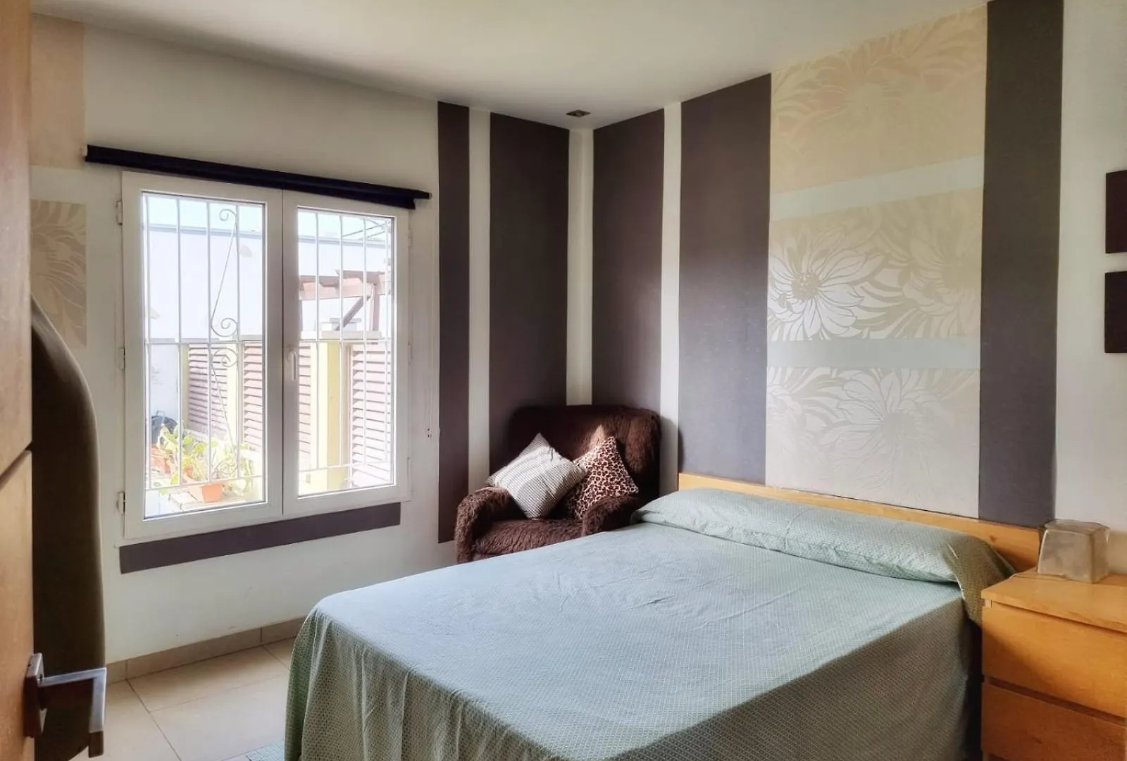 Urgel Villa Roses 0*,  Spain