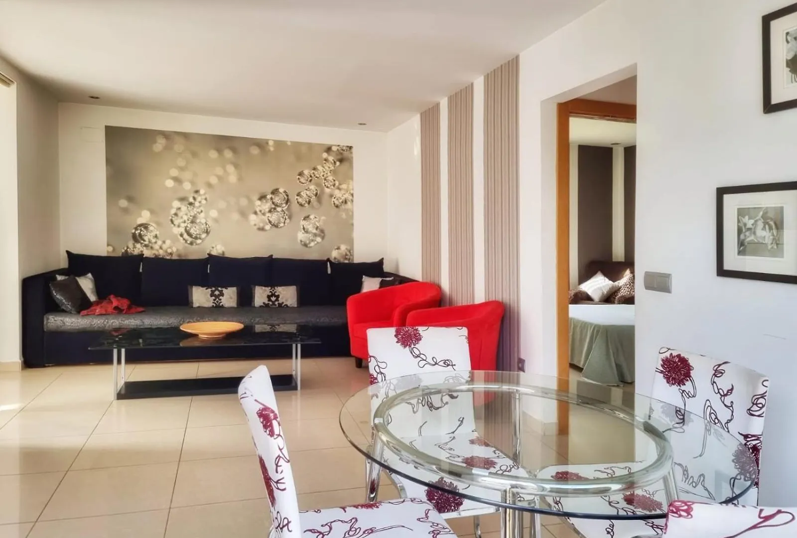 Urgel Villa Roses 0*,  Spain