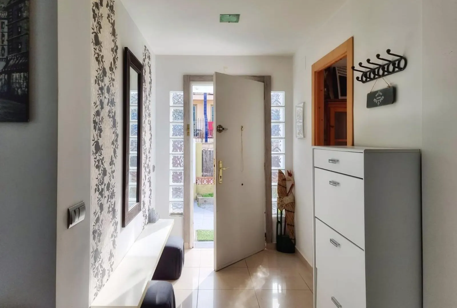 Urgel Villa Roses Spain