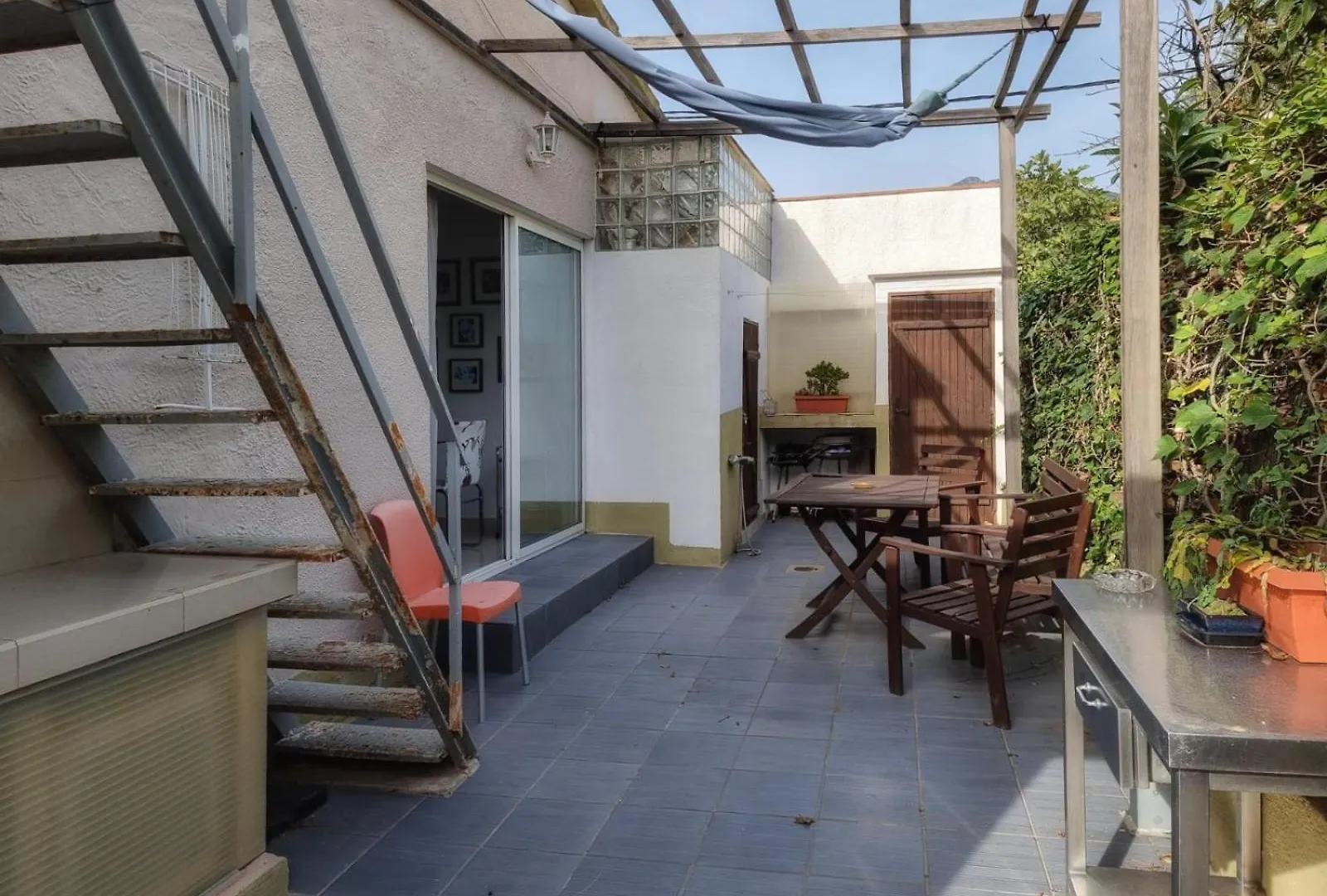 Urgel Villa Roses