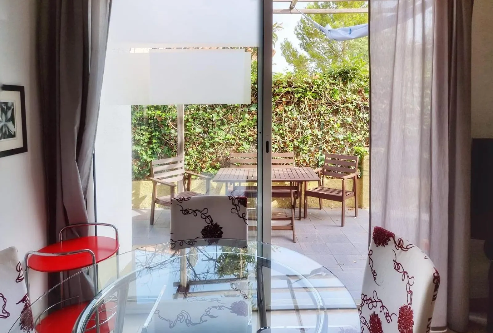 Urgel Villa Roses 0*,  Spain